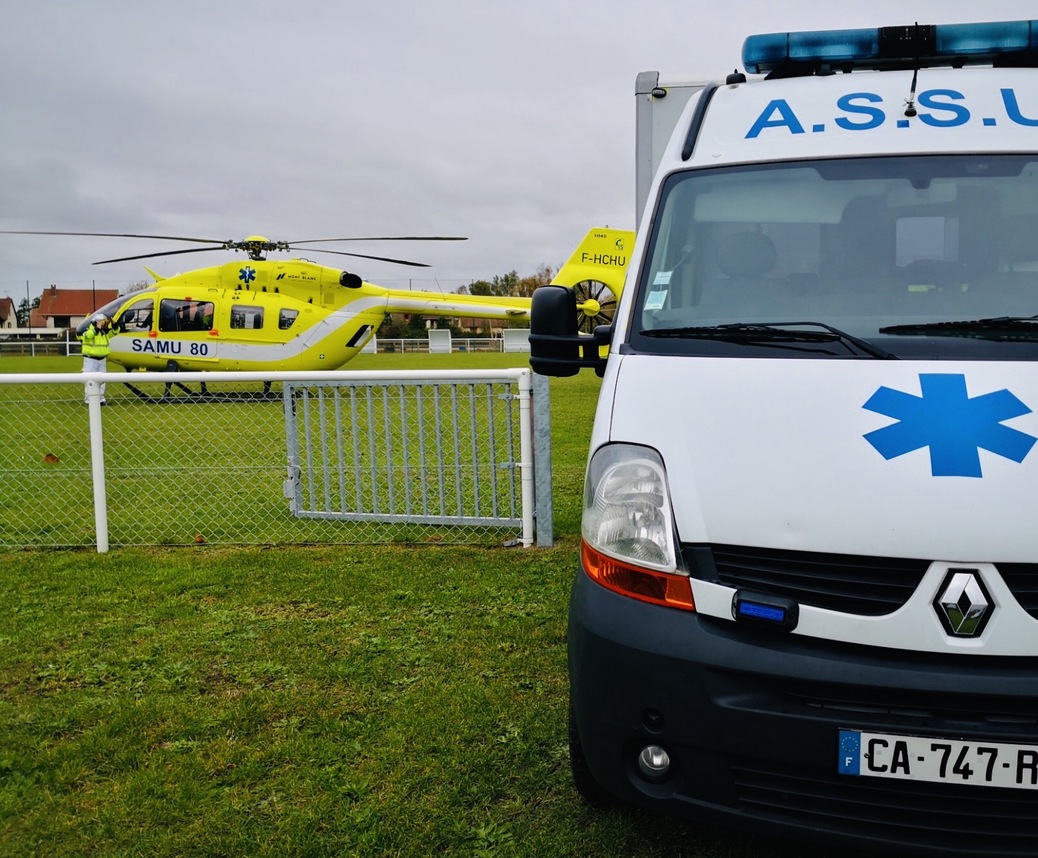 taxi-ambulance_slider taxi-ambulance_slider